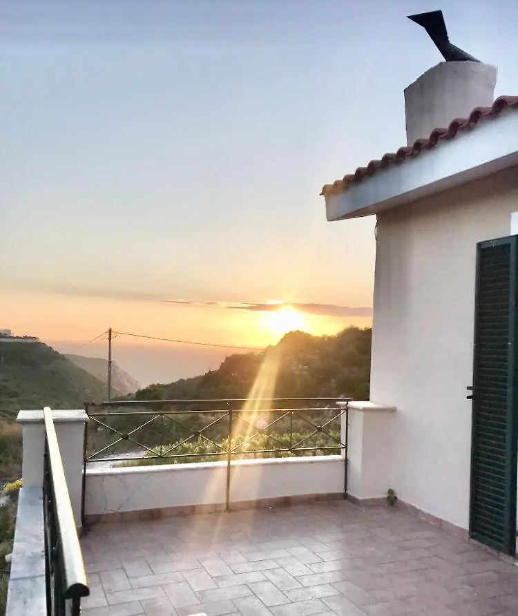 Les Oliviers Villa With Sea View On Petani Beach Vóvikes Semesterbostad