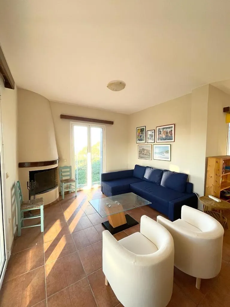 Les Oliviers Villa With Sea View On Petani Beach Vóvikes Semesterbostad